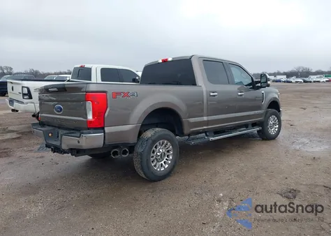 2019 Ford F-250 Xlt z USA, uszkodzony, nr VIN 1FT7W2BT7KEC97385